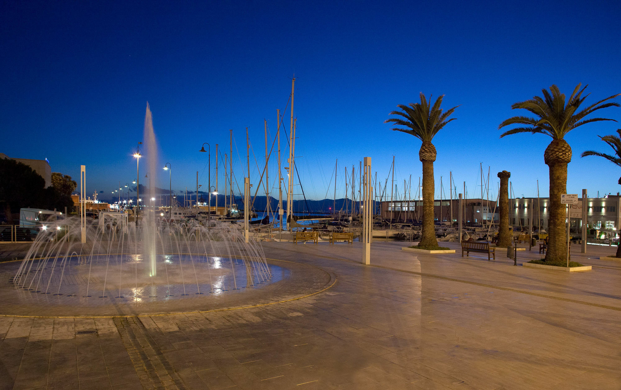 Chambres Du Monde Cagliari Exterior photo